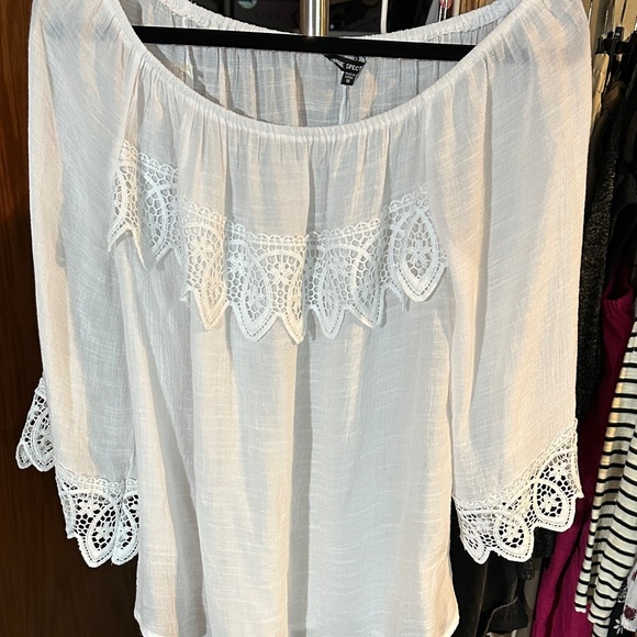 White Lace Trim Off-Shoulder Top - Picture 1 of 4